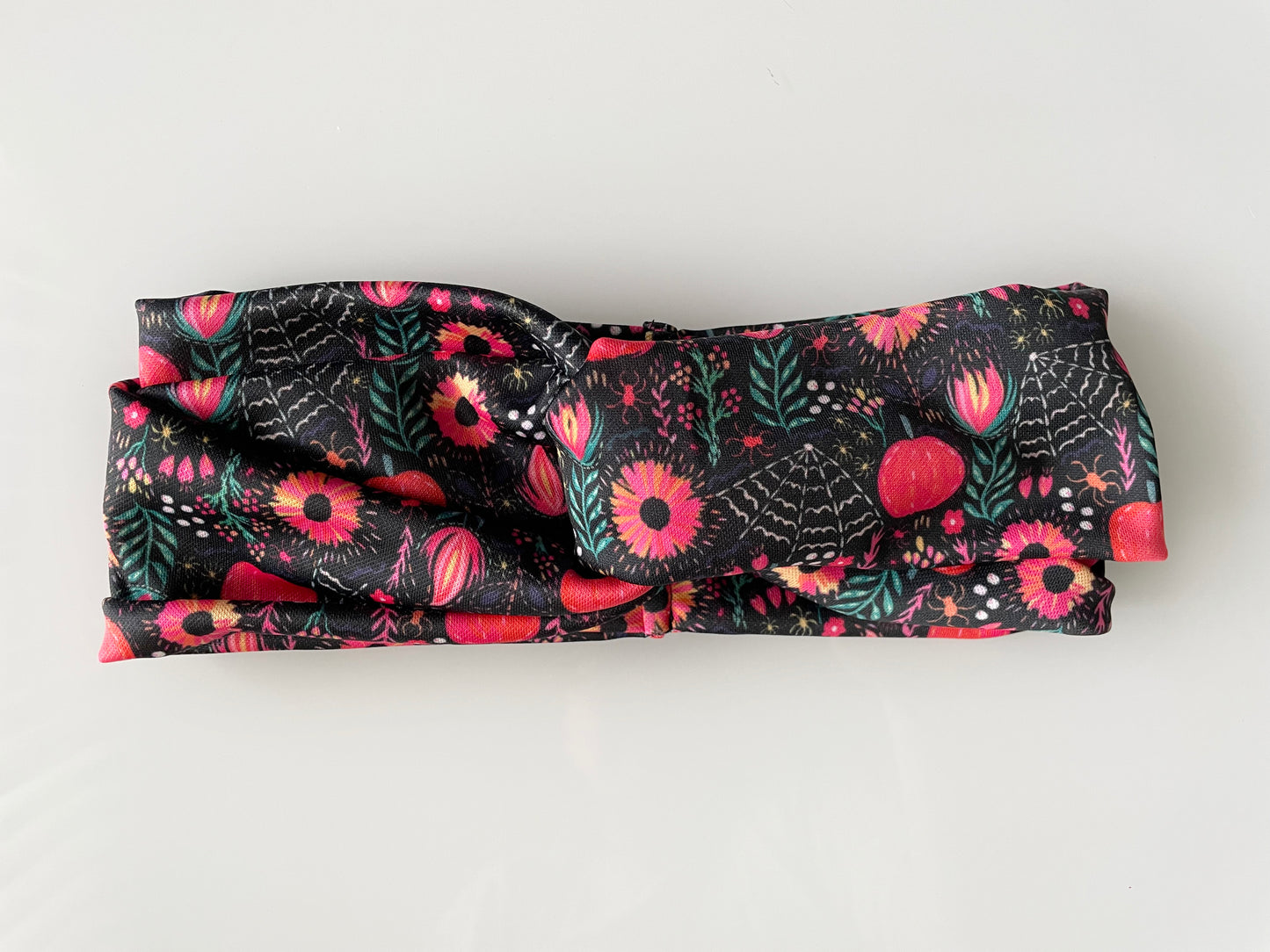 Bats pattern, boho halloween, headband, head wrap, peach, terracotta, coral, pink, pumpkin, web, spiders, spider, flowers, flower