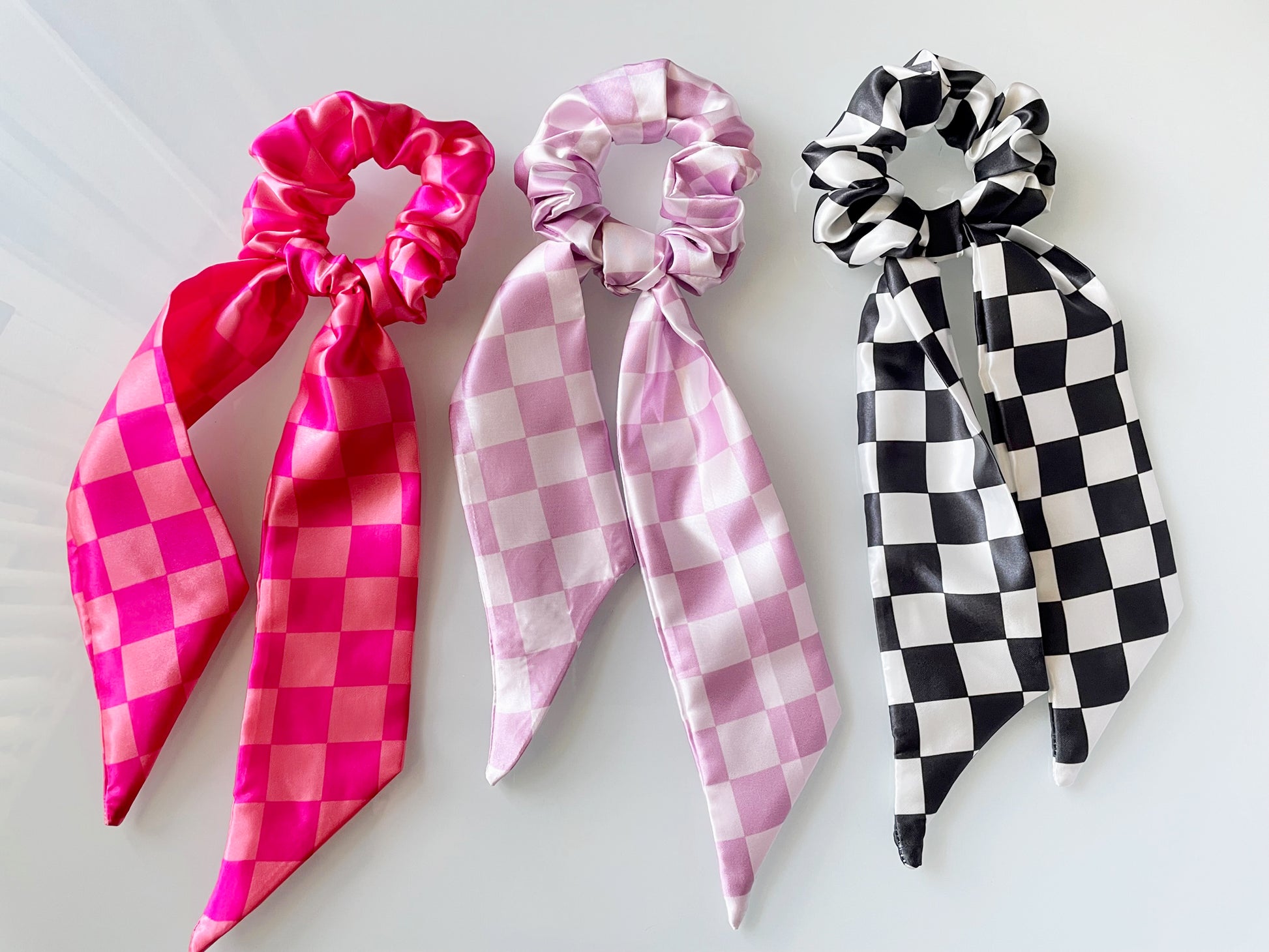 checkered, checkers, black, white, pink, purple, floral, flowers, blue, summer, vibes, trendy, summer trends