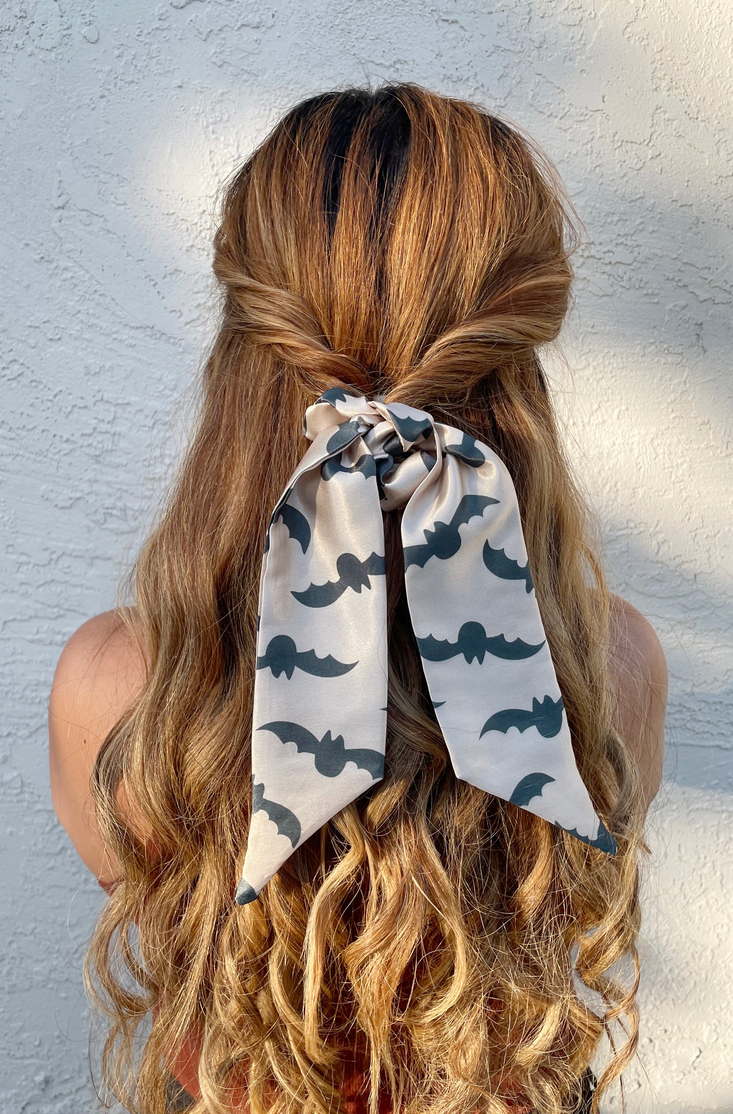 scrunch scarf, hair tie, scrunchie, bats, bat, halloween, black, rust, terracotta, peach, beige, pink, coral