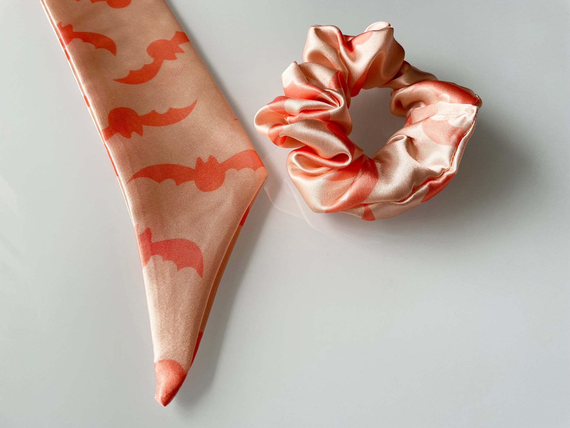 scrunch scarf, hair tie, scrunchie, bats, bat, halloween, black, rust, terracotta, peach, beige, pink, coral