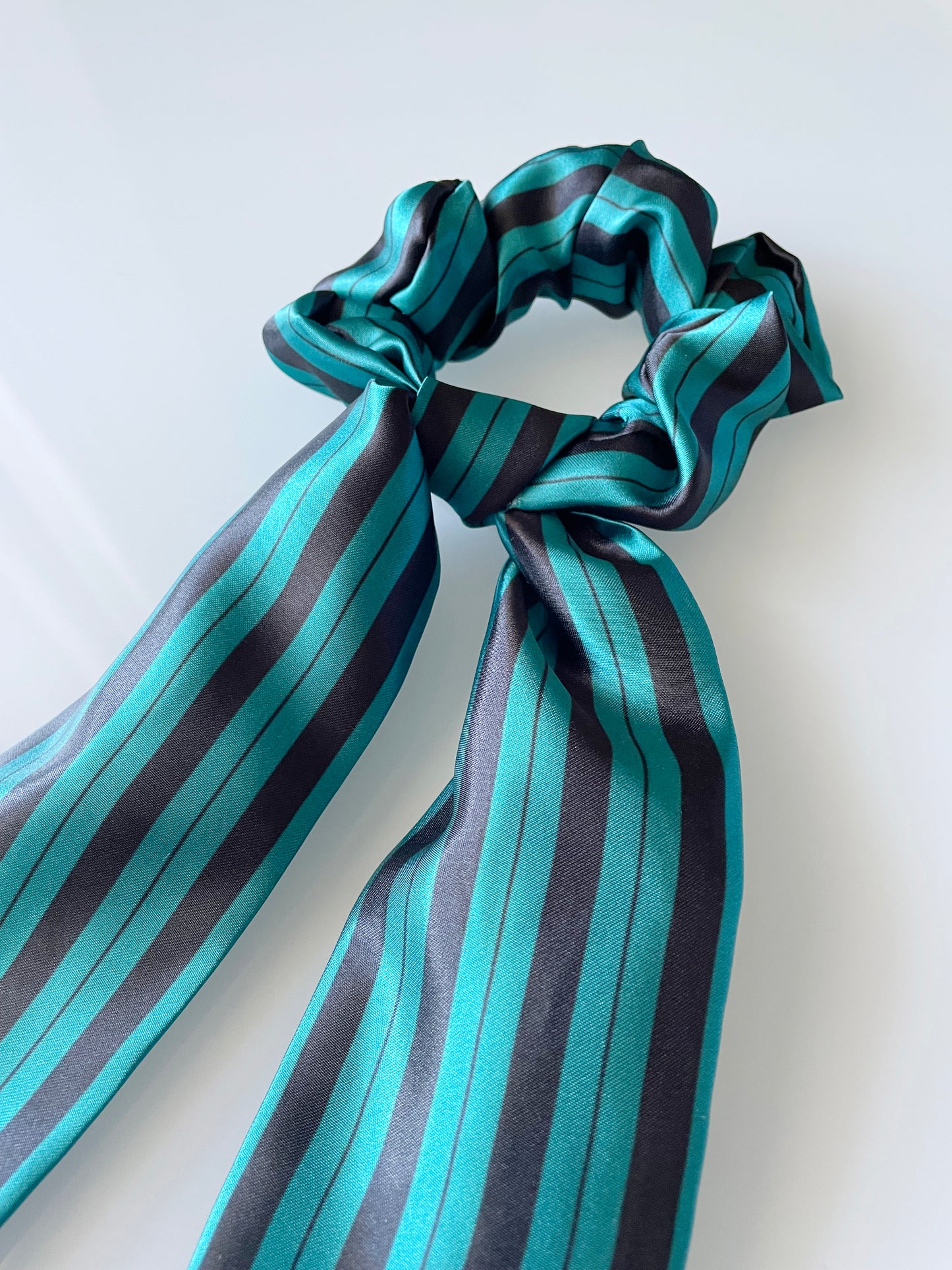 striped green teal turquoise black Scrunchie Scarf