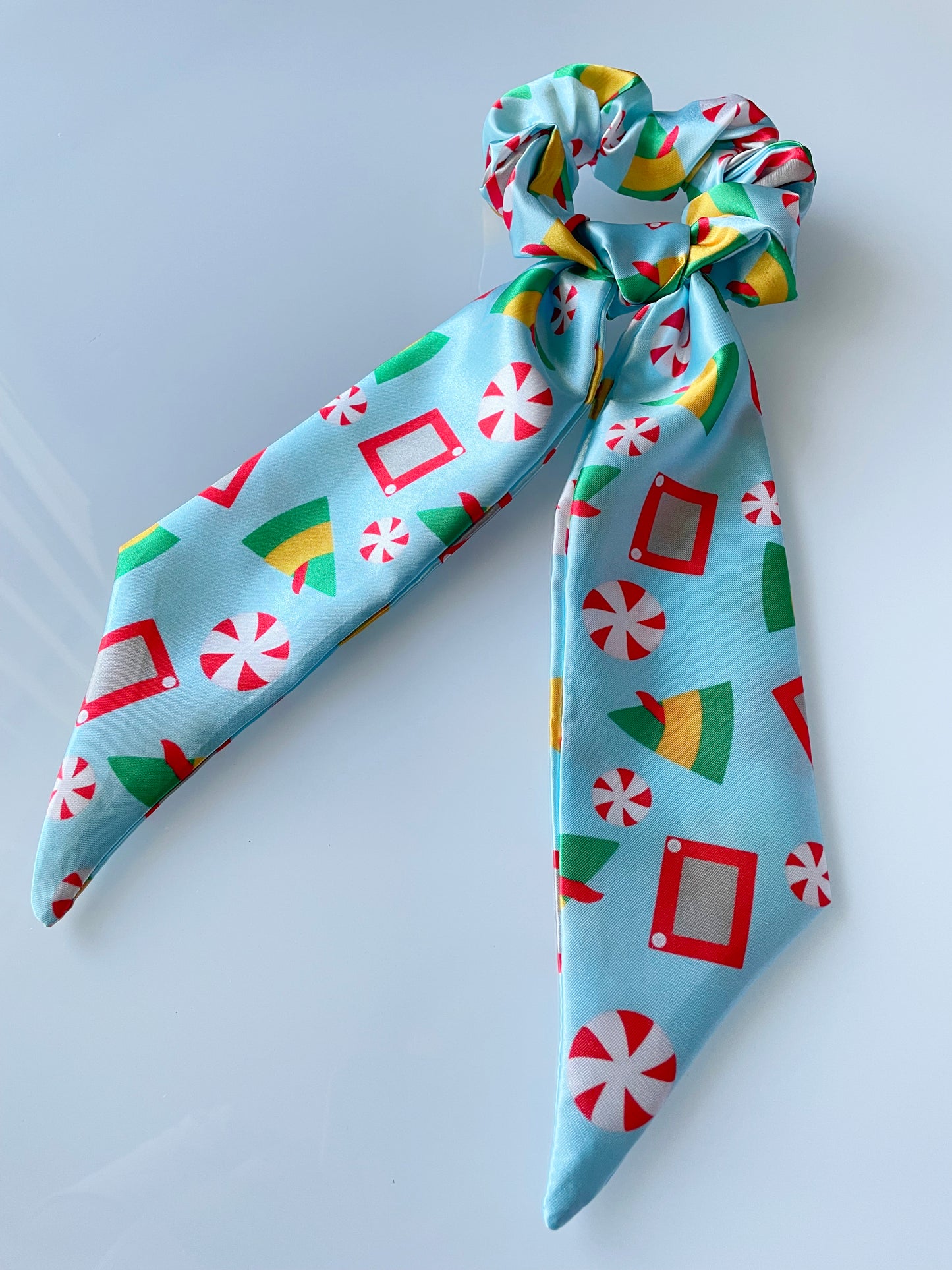 holiday, scrunchie, scarf, scrunchies, scrunchy, christmas, xmas, gingerbread, ginger, bread, man, gingerbread man, satin, striped, candy cane, candy, peppermint, white, shiny, cute, teacher fashion, kids fashion, fashion, hat, elf hat, Santas helper, Santa, peppermint candy, gift, blue, green, yellow, night,  magical, holiday season